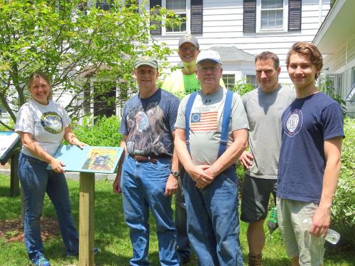 volunteers helped install